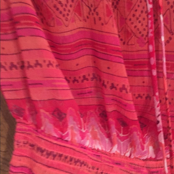 Top - Picture 2 of 4